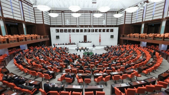 HSK seçimlerini protesto eden HDP, Meclis Genel Kurulu’nu terk etti